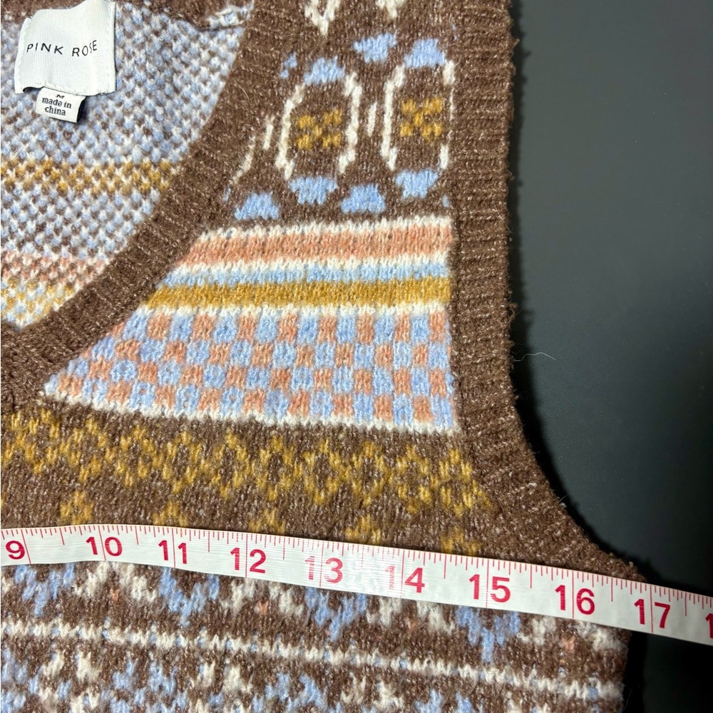 PINK ROSE Brown Patterned Knit Vest - Picture 6 of 9